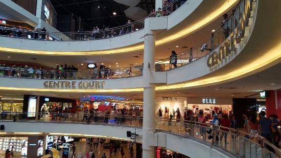 Megawinkelcentrum Mid Valley